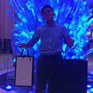 Meet your Posher, Erick